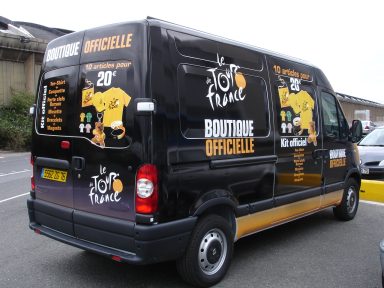 Total covering sur fourgon Tour de France 